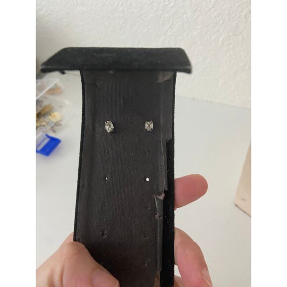 Panda earrings - Picture 2 of 3